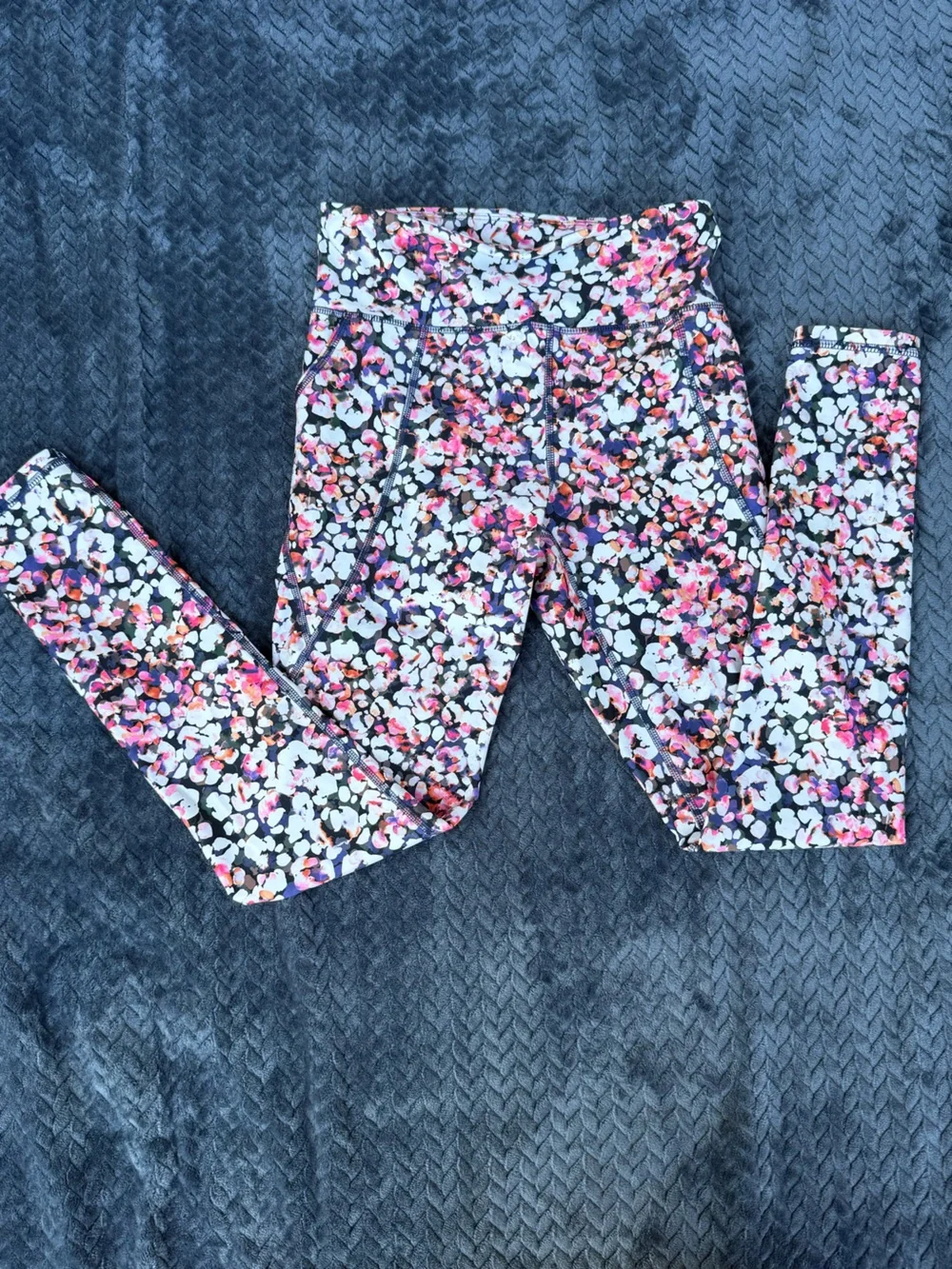 Old Navy Girls Floral Multicolor Leggings - Black with Pink & Purple